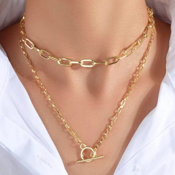 Jewelry - Gorgeous Elegant Layered Chain Necklace Gold